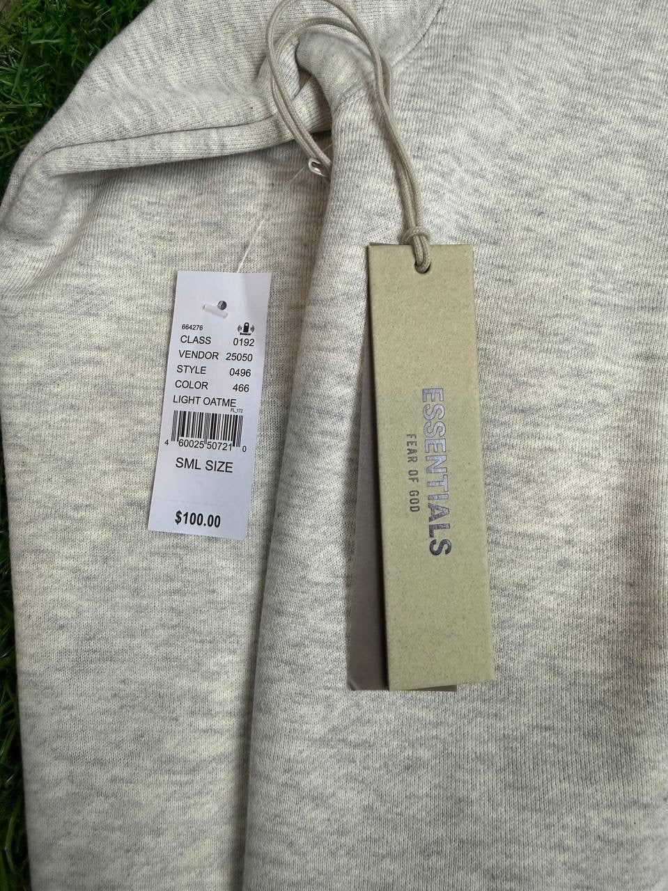 Essential hoodie