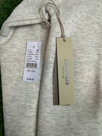 Essential hoodie