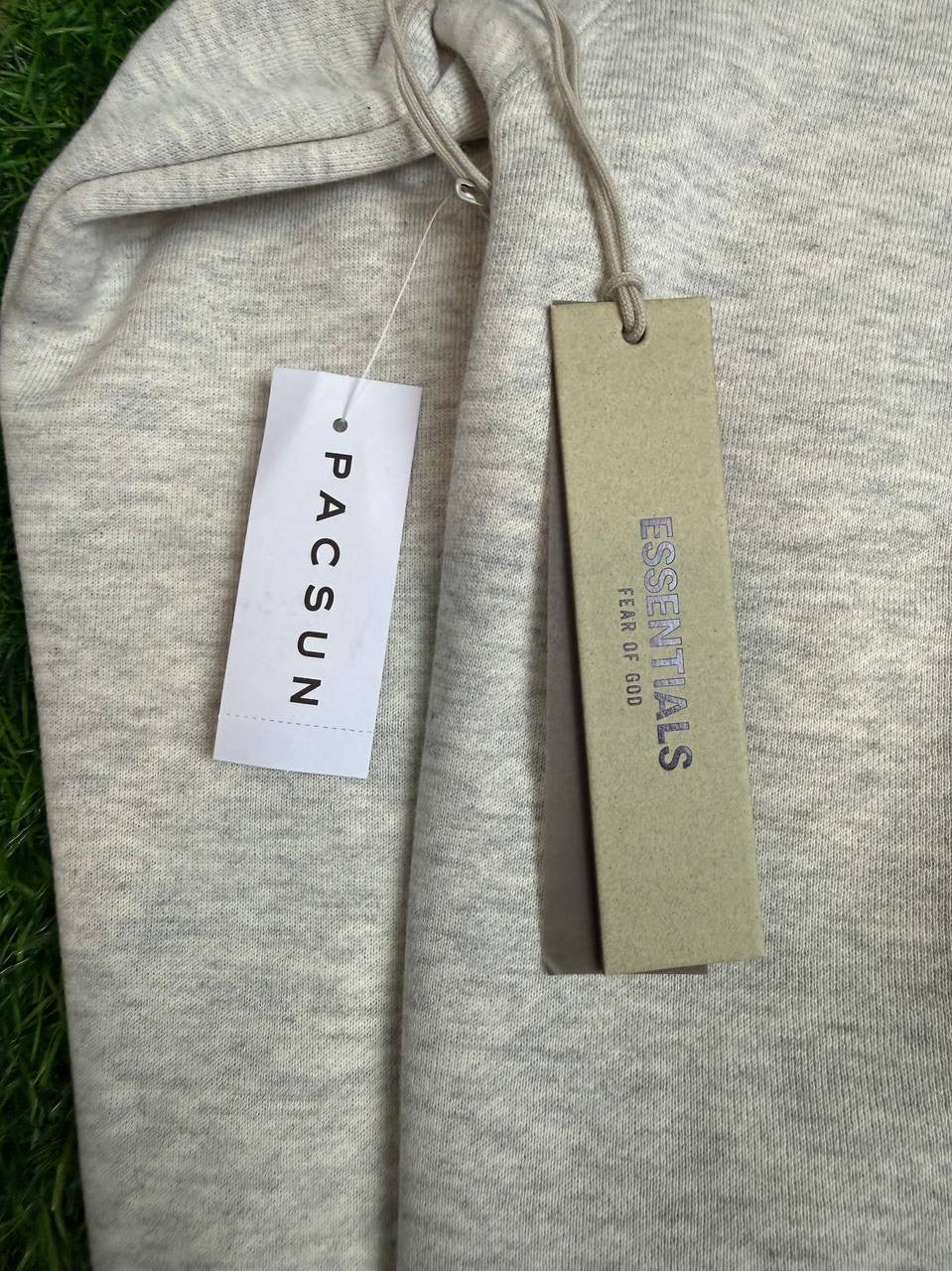 Essential hoodie