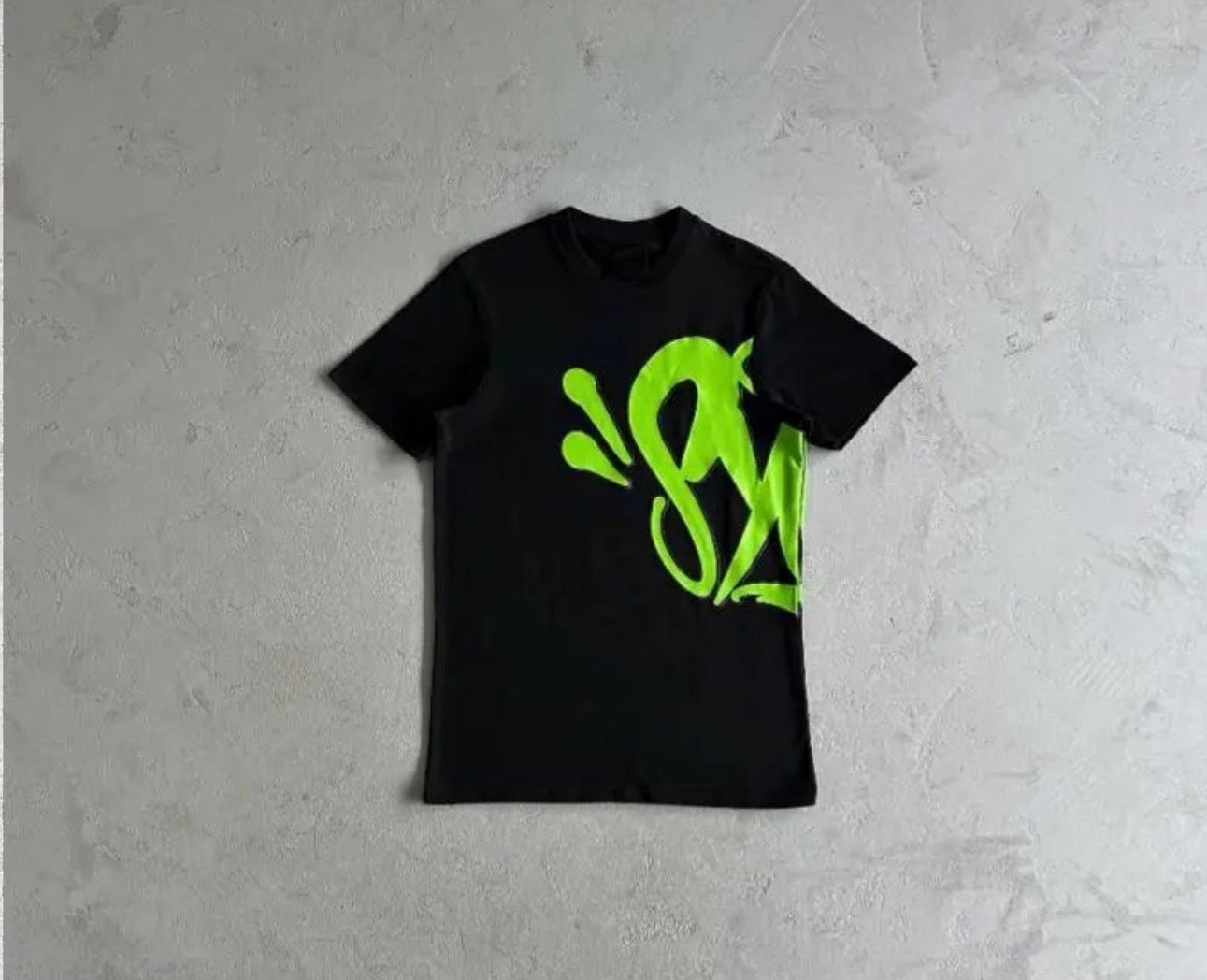 Syna World Tee